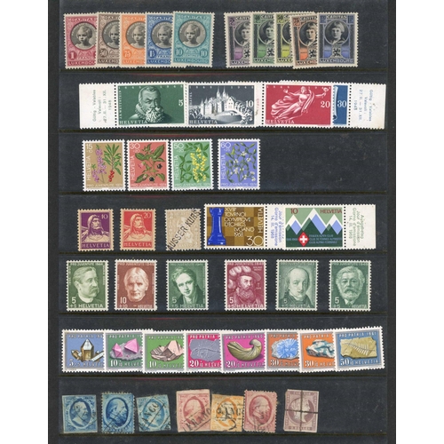 30 - WORLDWIDE MINT COLLECTION: Two well-filled binders of mint sets, part-sets and high values with a th... 