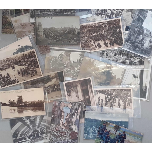 371 - WAR IN EUROPE - MAINLY WWI: A varied selection of cards showing mainly Belgian and French soldiers/c... 