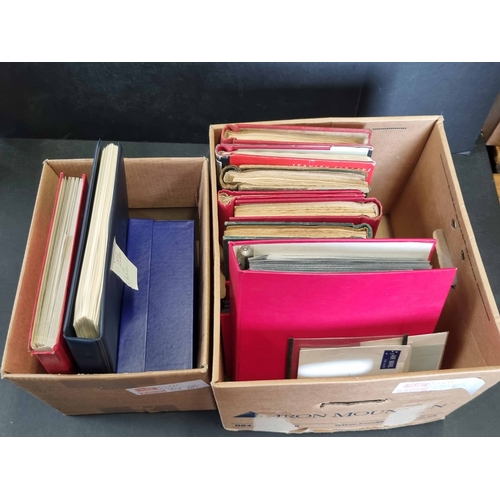 1211 - INTERNATIONAL GIRL GUIDES THEMATICS PLUS WORLDWIDE ASSORTMENT: Two albums with a range of Girl Guide... 