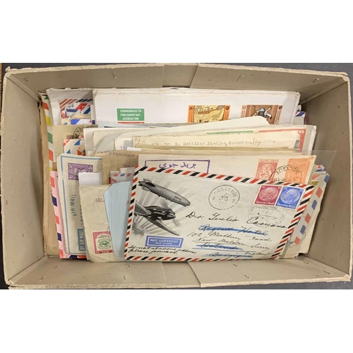 405 - WIDE RANGING ASSORTMENT: small carton of airmails c. 1930-1970s from around the world (excl. GB), in... 