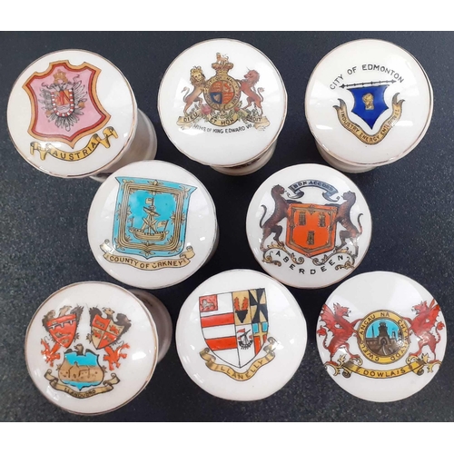 435 - CARLTON CRESTED/HERALDIC PORCELAIN PILLAR BOX MODELS - GREAT BRITAIN: A remarkable collection of att... 