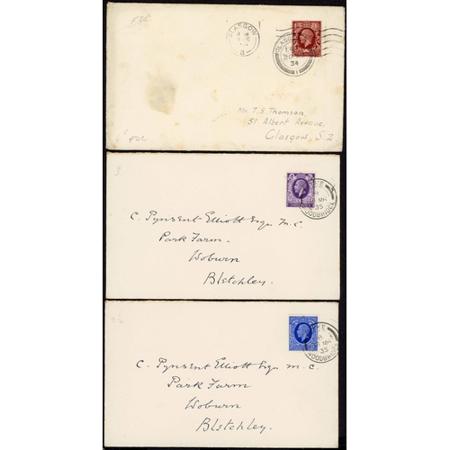 1596 - 1934-36 PHOTOGRAVURE ISSUE: Mint (much unmounted) selection with ½d (27, inc. control blocks of nine... 