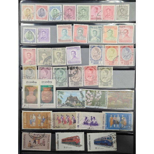 2 - REMNANTS OF A GENERAL COLLECTION: Six boxes of a general world collection including a GB FDC collect... 