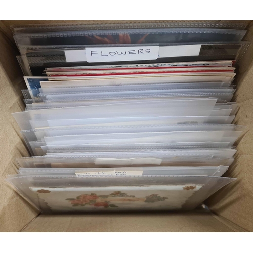 537 - CHRISTMAS/BIRTHDAY/NEW YEAR GREETINGS, FLOWERS ETC.: An ex dealer's stock of cards used for marking ... 