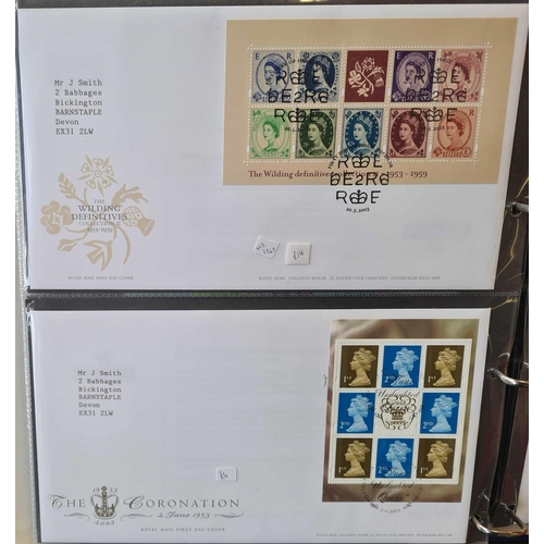 1031 - MIXTURE OF QEII PERIOD FDCs - COMMON REGIONALS, DEFINITIVES & COMMEMORATIVES: Carton with 4 binders ... 