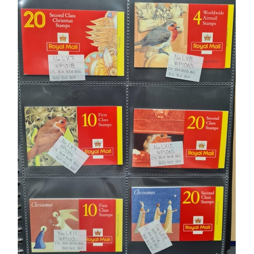 1039 - CHRISTMAS BOOKLETS: Binder with the 1978-2022 comprehensive collection of Christmas booklets, the ma... 