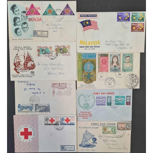 2 - ASSORTED WORLDWIDE, COMMONWEALTH & GB COVERS, STATIONERY, POSTCARDS, ETC.: Three cartons with a mixe... 