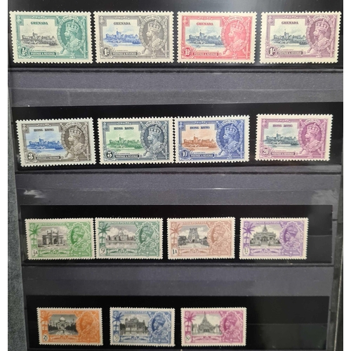 46 - KGV 1935 SILVER JUBILEE & KGVI 1948 RSW UNMOUNTED MINT COLLECTIONS: Large stock book housing virtual... 