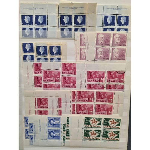 469 - MINT PLATE BLOCK COLLECTION 1957-1973: A stockbook containing an extensive all different umm collect... 