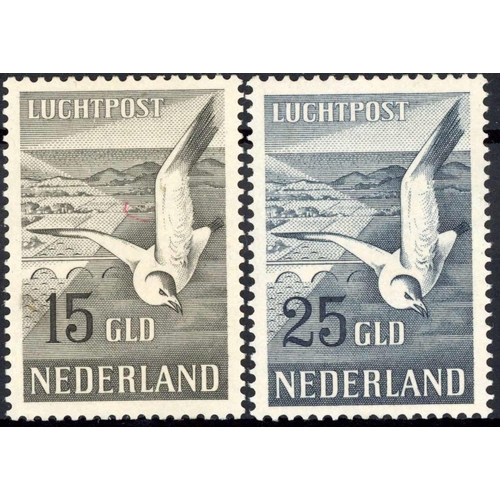 746 - 1951 AIR ISSUE - HERRING GULL: 15g black-brown & 25g blue-black. Both fine mint. SG 742/743 £900. (2... 