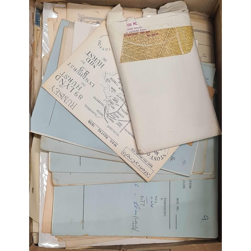 816 - MOSTLY REMAINDERED COLLECTIONS: A box containing leaves which inc. Mexico, Guatemala, Canada, Spain ... 