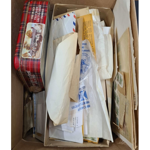 818 - FOREIGN & COMMONWEALTH KILOWARE: A box containing sorted/partially sorted packets, tins and small bo... 
