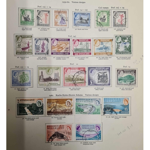 830 - QEII COLLECTION TO 1970: A good to v. fine used 1952-70 A-Z collection in five illustrated New Age a... 
