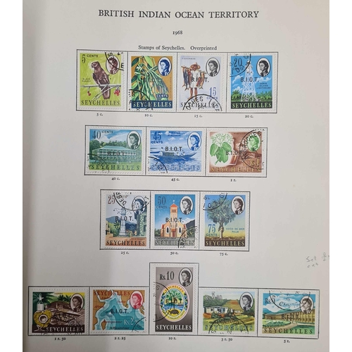 830 - QEII COLLECTION TO 1970: A good to v. fine used 1952-70 A-Z collection in five illustrated New Age a... 