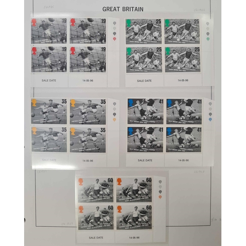 1241 - 1996-2000 SPECIAL ISSUES IN CYLINDER/TRAFFIC LIGHT BLOCKS: Binder with collection of unmounted mint ... 