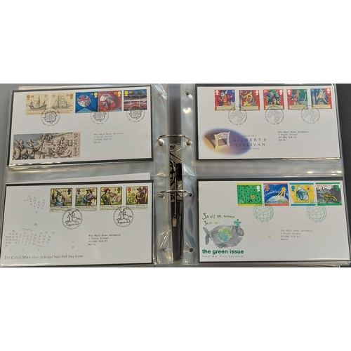 1276 - 1960s - 1990s PLUS PRESENTATION PACKS: QEII collection in three binders spanning four decades (unlik... 