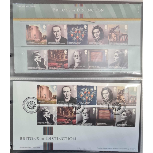 794 - 2011-2014 COLLECTION IN FIVE BINDERS: Comprehensive collection, typically each issue having 2 mint s... 