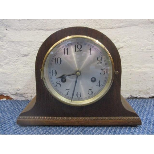 78 - An early 20th century oak cased mantle clock