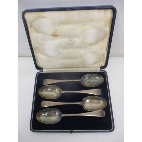 246 - A set of four silver Old English pattern tablespoons by Mappin & Webb, Sheffield 1934, cased 325g