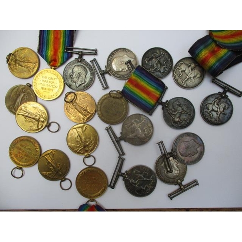 282 - WW1 medals comprising ten Victory and ten British War medals, each inscribed with a different name