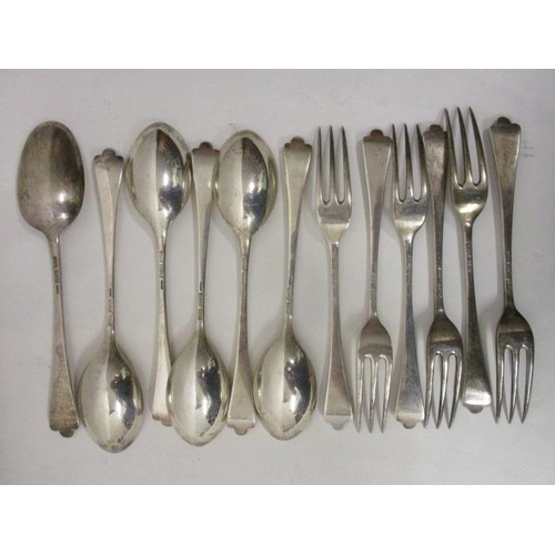 294 - A set of six Victorian silver table forks and spoons by Elkington & Co Ltd, Birmingham 1887 with flu... 