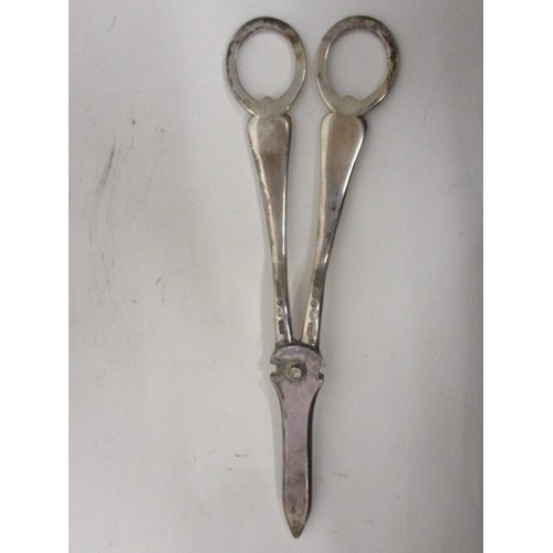 295 - Victorian silver grape scissors by Elkington & Co Ltd, Birmingham 1897 with fluted and ring handles,... 