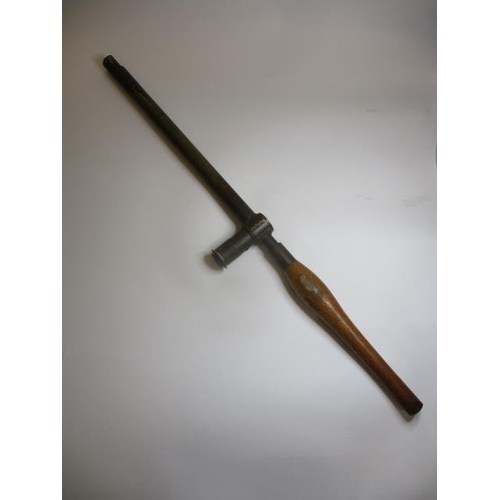 300 - A WW1 R & J Beck Ltd Officers periscope MK1X with a detachable handle 23 1/2