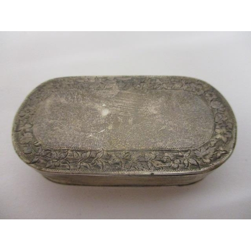 69 - A George III silver snuff box by Thomas Willmore, Birmingham 1795 with rounded ends, leaf and guillo... 