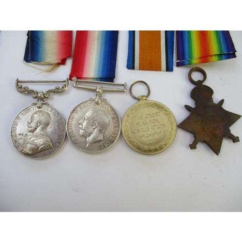 286 - A group of four WW1 medals, a Victory, a British War, a 1914-15 Star and a Bravery In the Field, eac... 