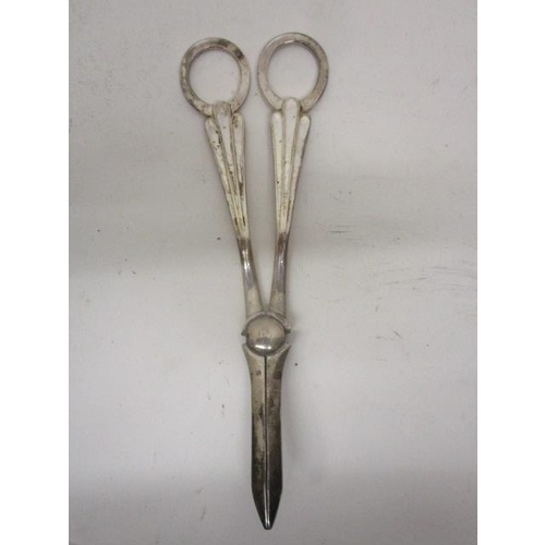 295 - Victorian silver grape scissors by Elkington & Co Ltd, Birmingham 1897 with fluted and ring handles,... 