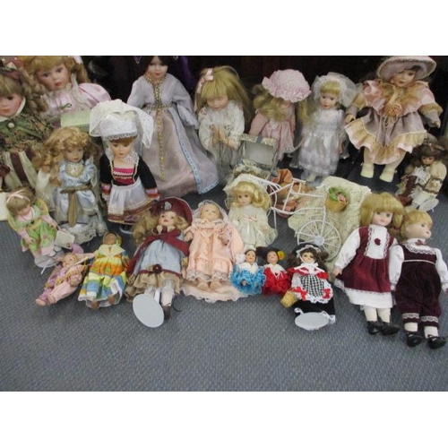 194 - A collection of mid to late 20th century collectors dolls