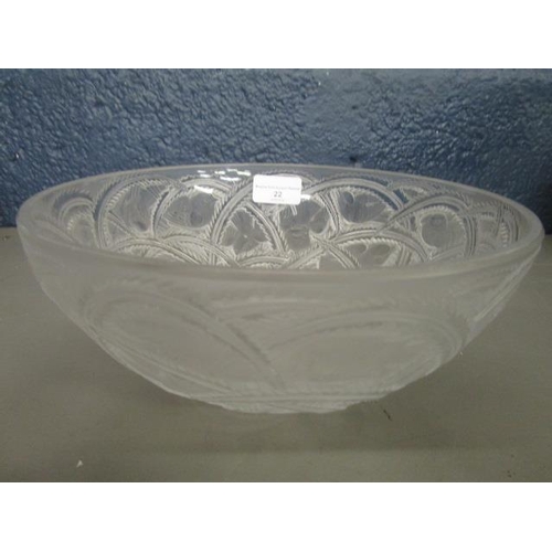 22 - Lalique Pinsons frosted and clear glass bowl, decorated with birds within arched, thorny leaves patt... 