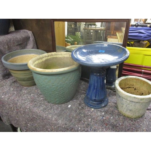 266 - Glazed garden pots and a pair of blue glazed bird baths