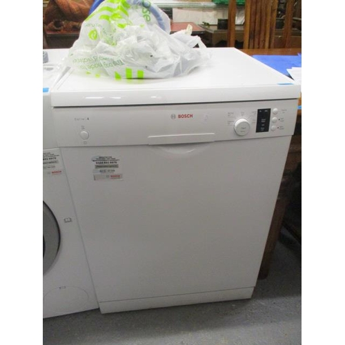 279 - A Bosch Serie 4 dishwasher 33 1/4