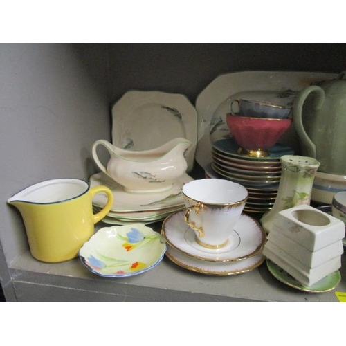 152 - Mixed mid 20th century ceramics to include a Soho Pottery Ambassador Ware part dinner service