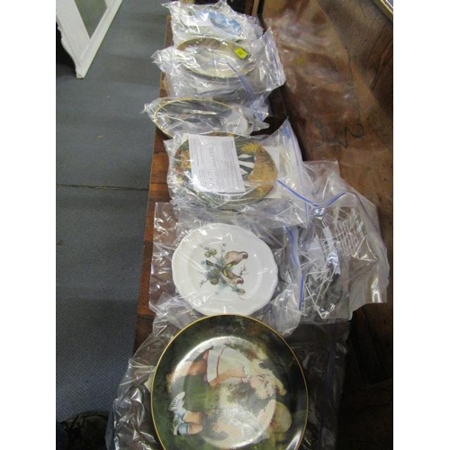 255 - A selection of collectors plates to include Royal Doulton Heroes of the Sky series of WWII military ... 