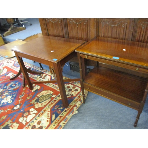 190 - Mixed occasional tables to include a reproduction drum table and five other occasional tables
Locati... 