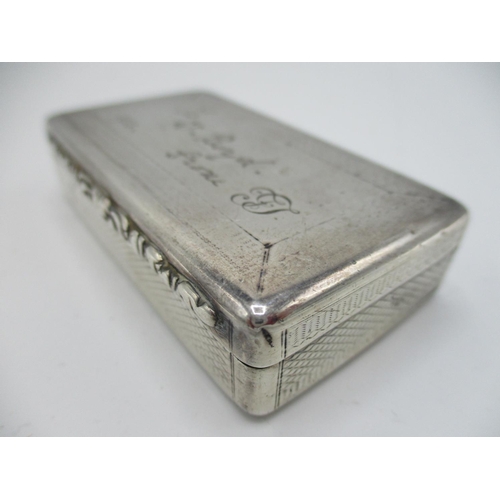 211 - A Victorian silver snuff box, Birmingham 1844, by Edward Smith, having overall engine turned decorat... 