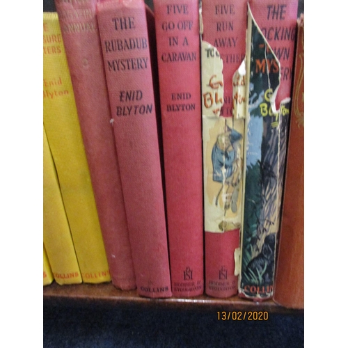 149 - A collection of 1940s and 1950s Enid Blyton children's novels, together with other novels
Location: ... 