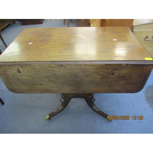 82 - A 19th century mahogany Pembroke style table on quatrofoil base, 28