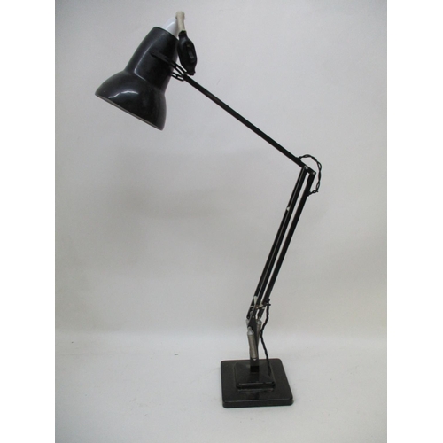 1938 anglepoise lamp