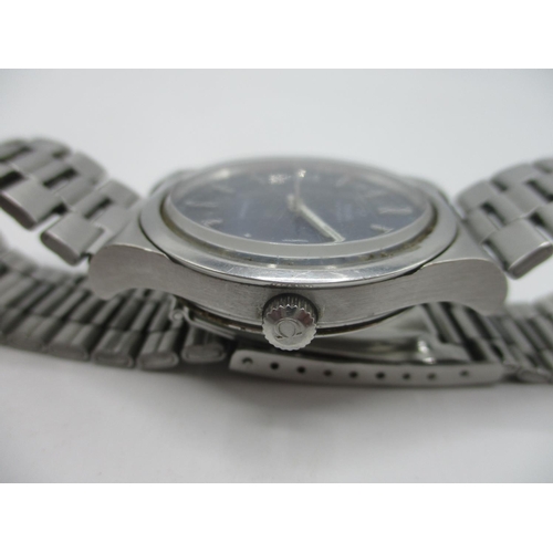 52 - An Omega automatic gents stainless steel wristwatch, circa 1974 having a blue dial with baton marker... 