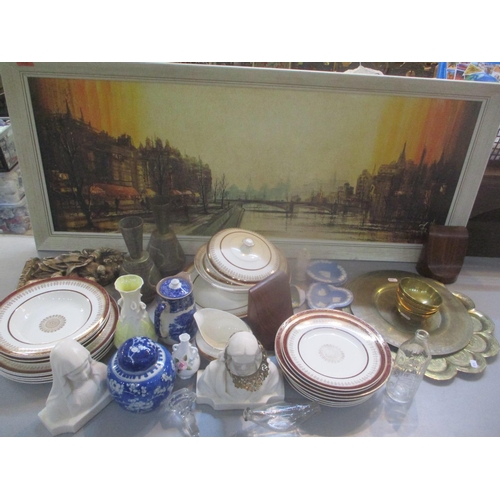 169 - A mixed lot to include a Belleek vase, an early 20th century Chinese ginger jar, brass tray, Wedgwoo... 