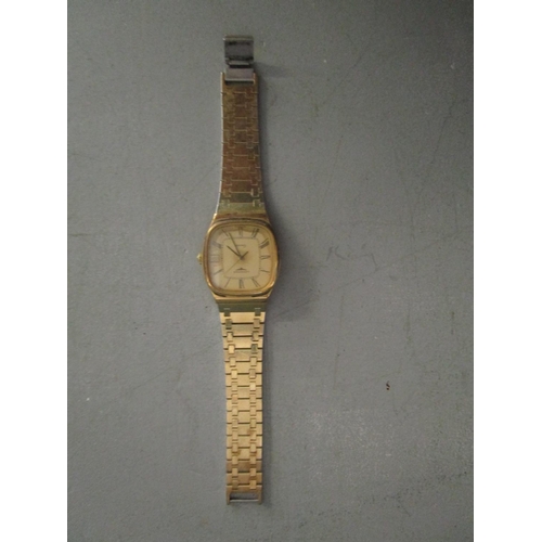 40 - A Longines Quartz gentleman's wristwatch
Location: CAB