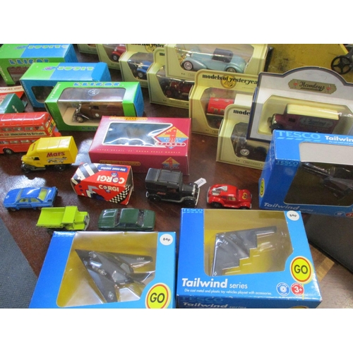 192 - Models of Yesterday vans, boxed, together with mixed late 20th/early 21st Century die cast vehicles