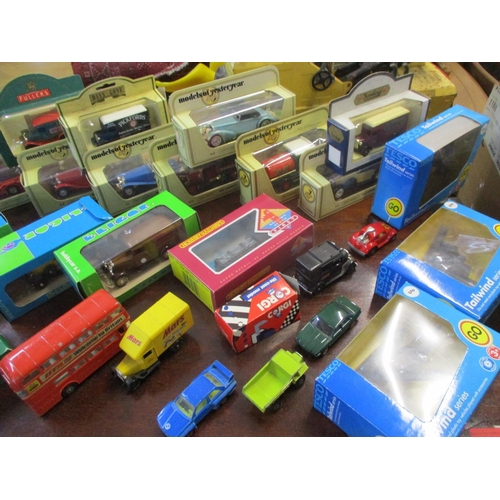 192 - Models of Yesterday vans, boxed, together with mixed late 20th/early 21st Century die cast vehicles