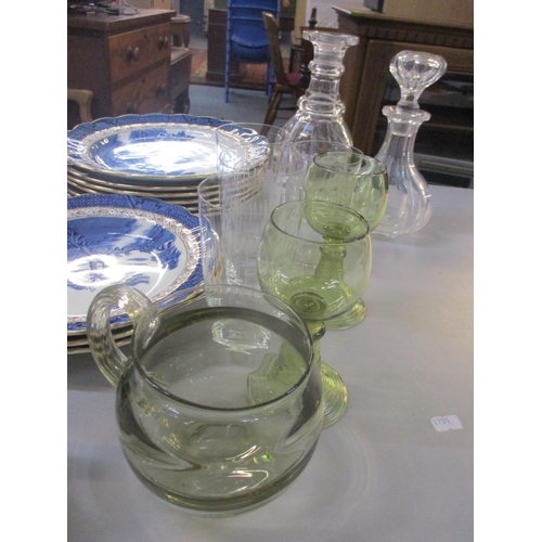 298 - Ceramics and glassware to include a decanter, various glasses, Booth Willow pattern plates and decor... 