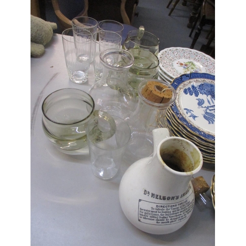 298 - Ceramics and glassware to include a decanter, various glasses, Booth Willow pattern plates and decor... 