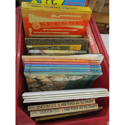 53 - Books - A quantity of children's books to include 1960's Puffin Paddington novels in paperback, Viz ... 