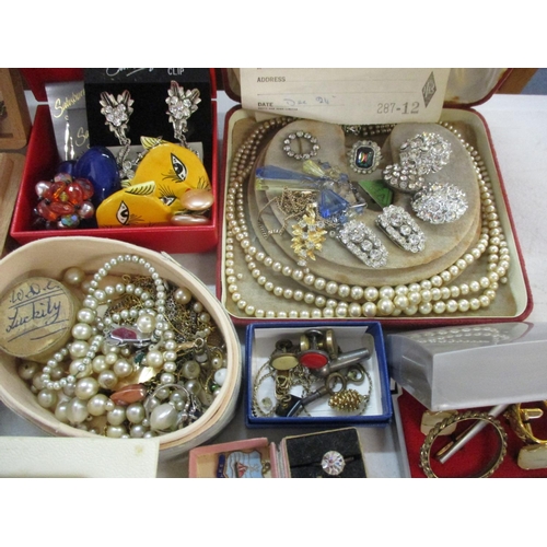 65 - Mixed vintage costume jewellery to include beaded necklaces, earrings, shoe clips and cufflinks